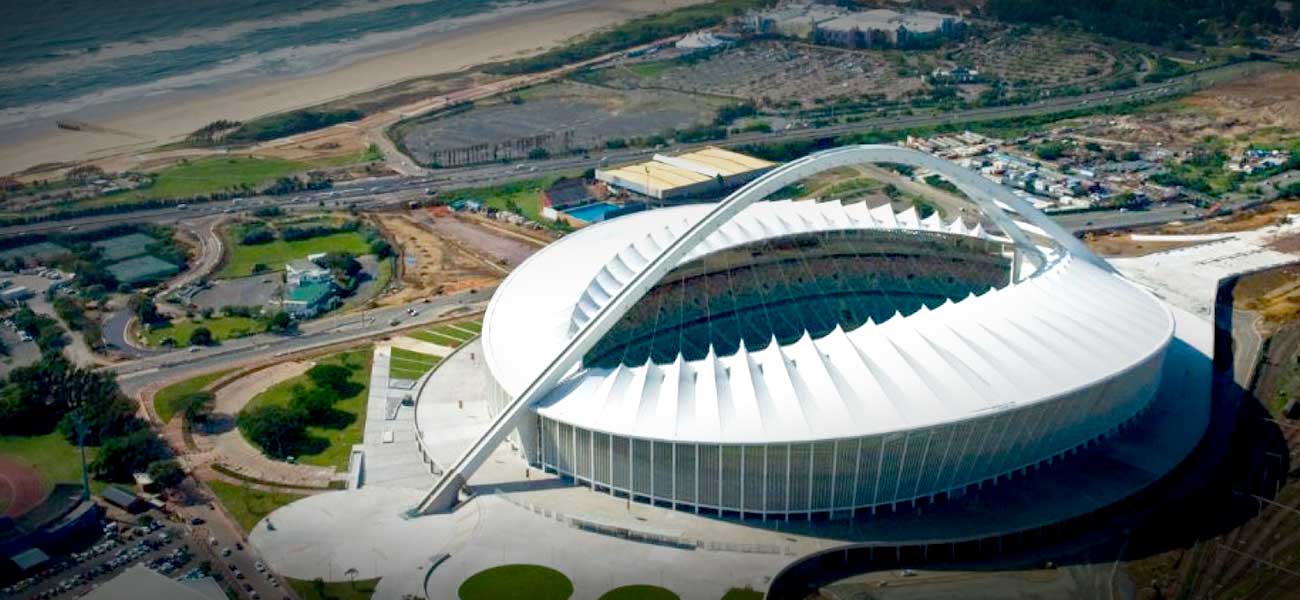 Estádio inspirado na bandeira sul-africana