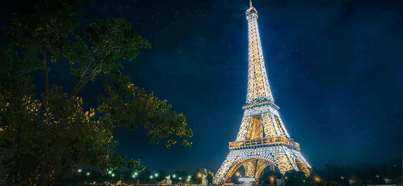Torre Eiffel – Uma das estruturas de aço mais famosas do mundo