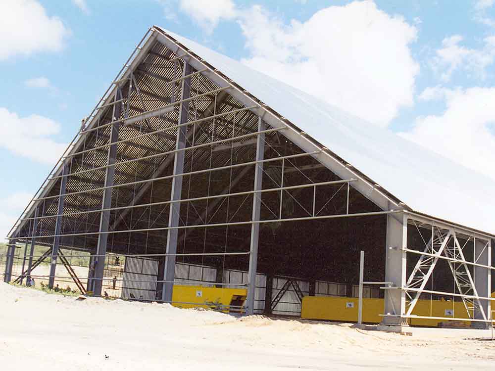 Estrutura Silos e Armazéns Com Transportador