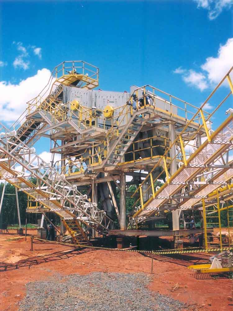 Construção Estrutura metálica Prédio de Equipamentos Siderurgia, Mineração e Energia