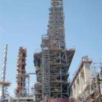 Construção Estrutura metálica Prédio de Reatores com 110m de Altura – REDUC – Petrobras