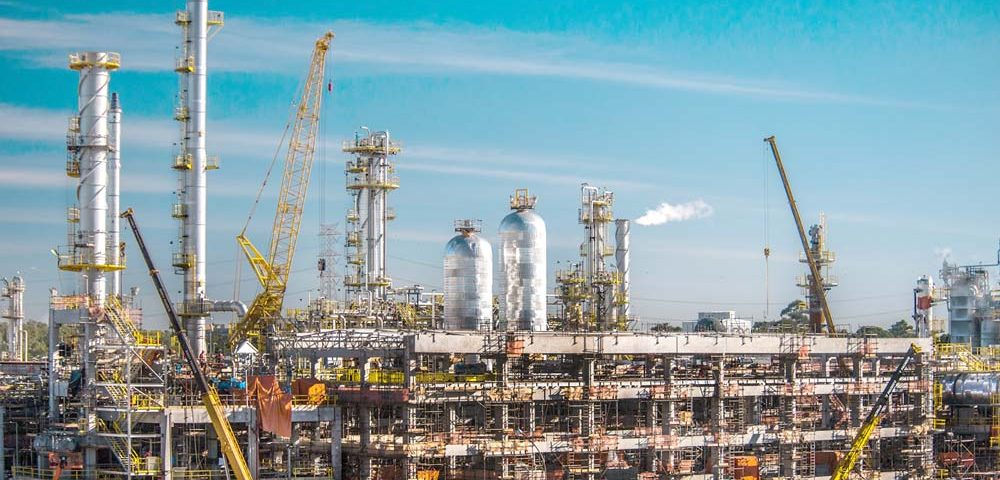 Construção Estrutura metálica Petróleo, Papel e Celulose Unidade de Tratamento Diesel - REFAP